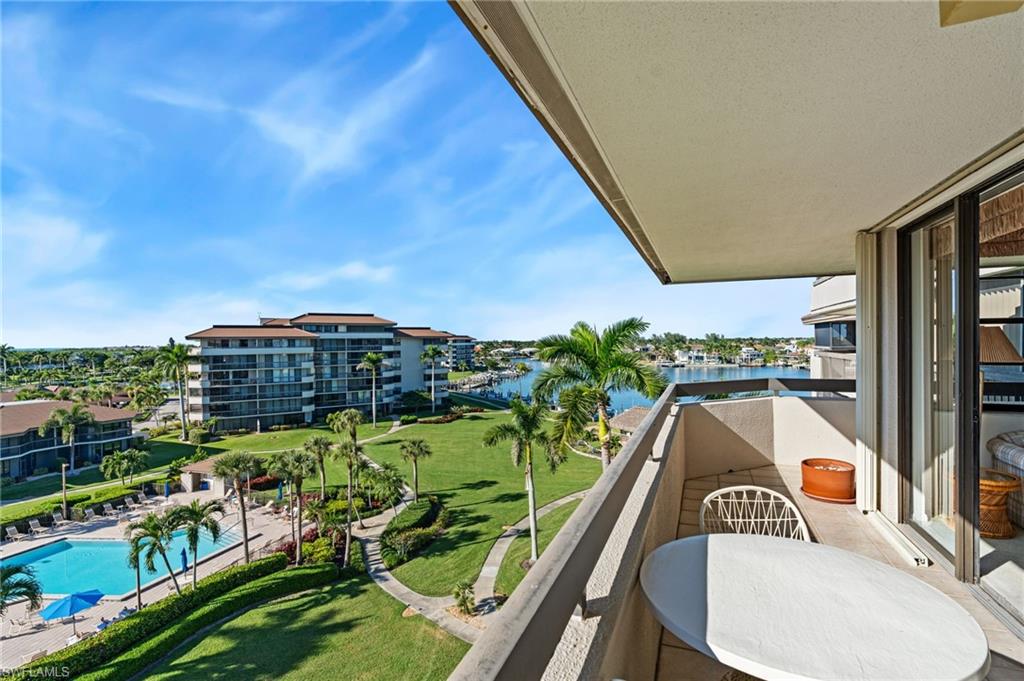 651 Seaview Ct # B601 Property Photo 1