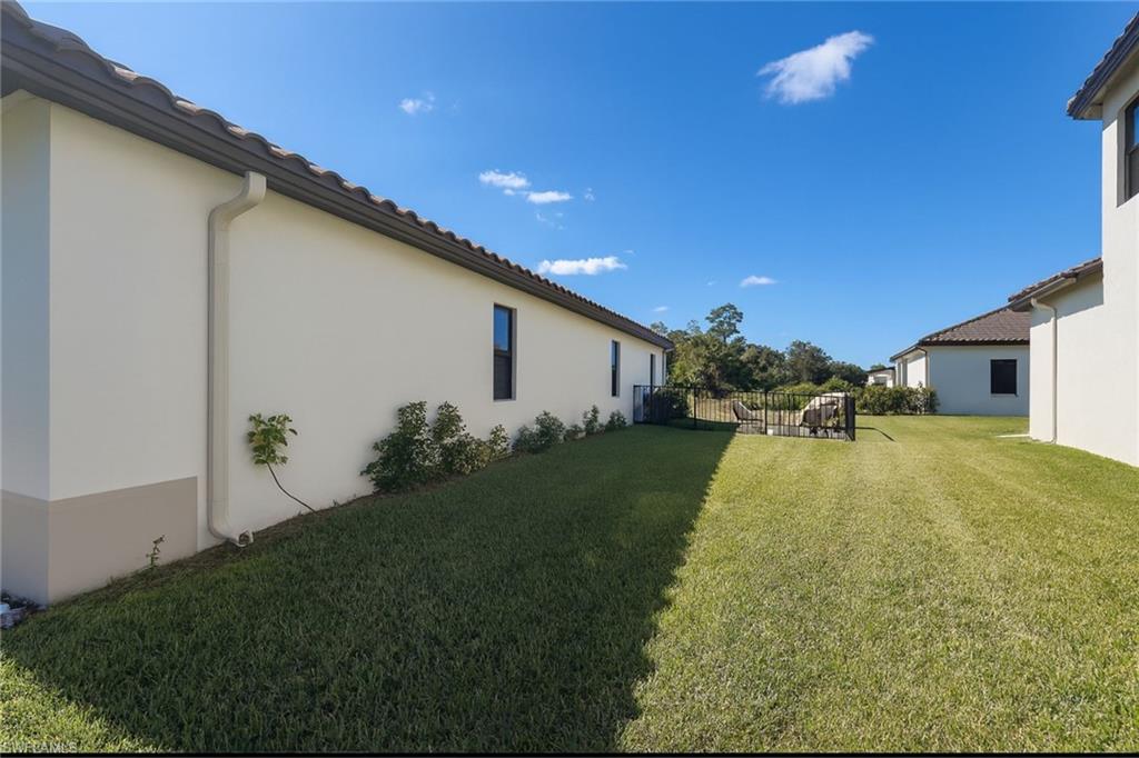 5758 Rossa Way Property Photo 17