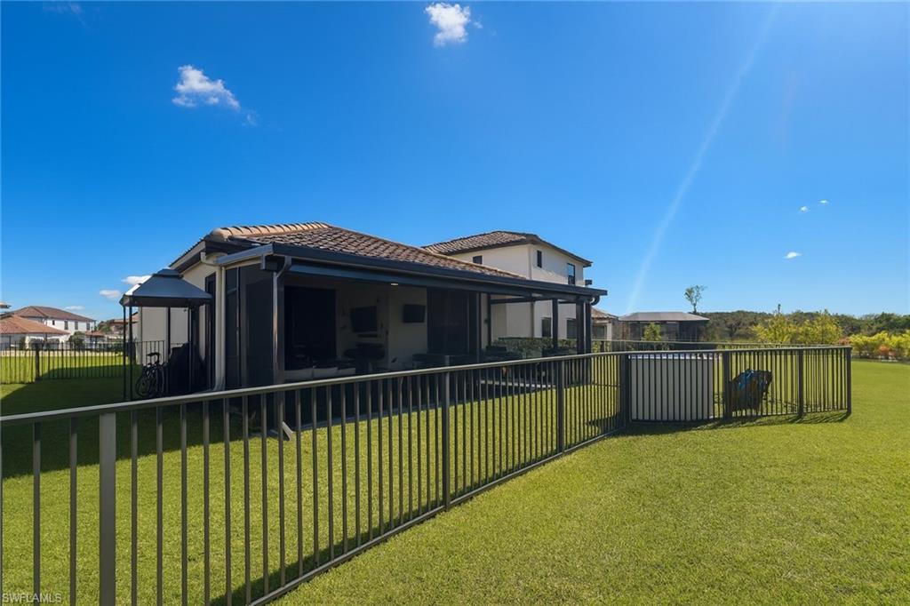 5758 Rossa Way Property Photo 19