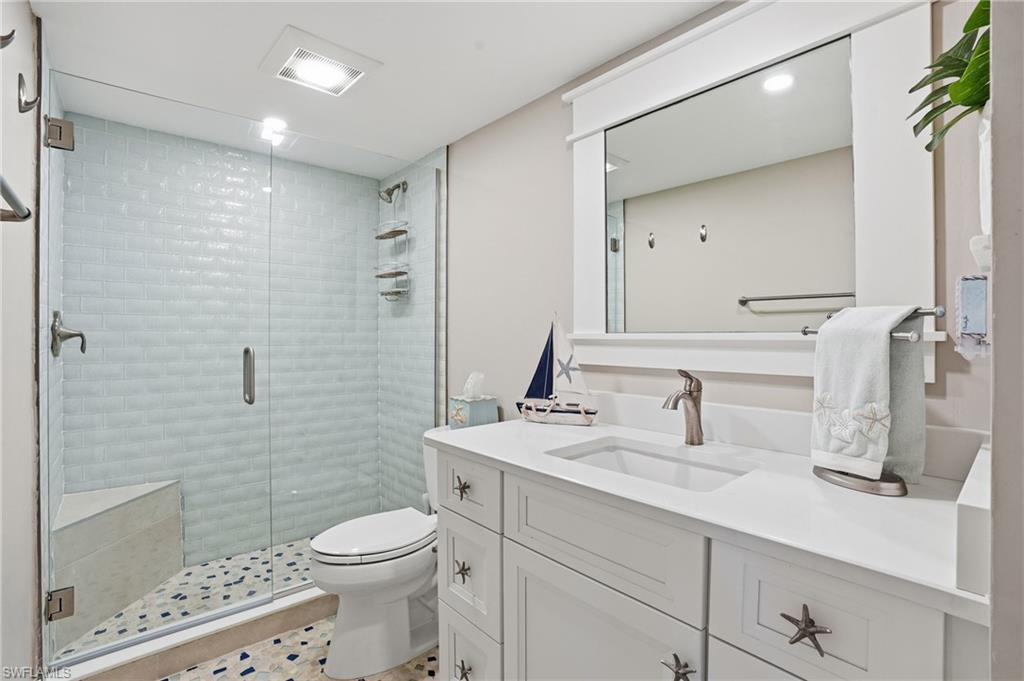 2532 Estero Blvd 102 Property Photo 13