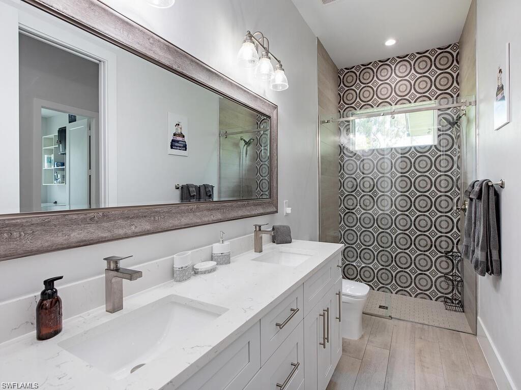 710 Soll St Property Photo 10
