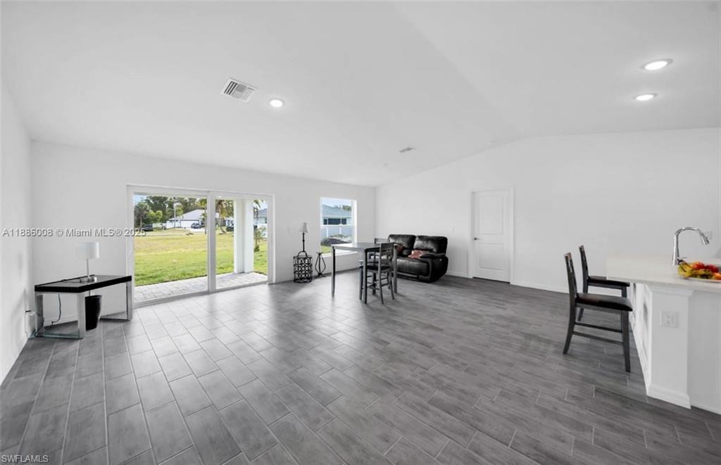 4217 23rd Pl Property Photo 10