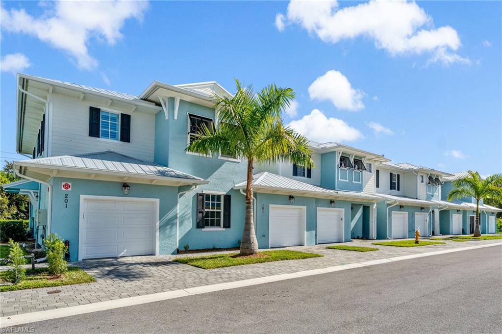 26380 Coco Cay Cir 101 Property Photo 2