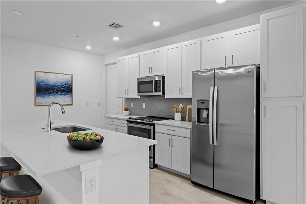 26380 Coco Cay Cir 101 Property Photo 6