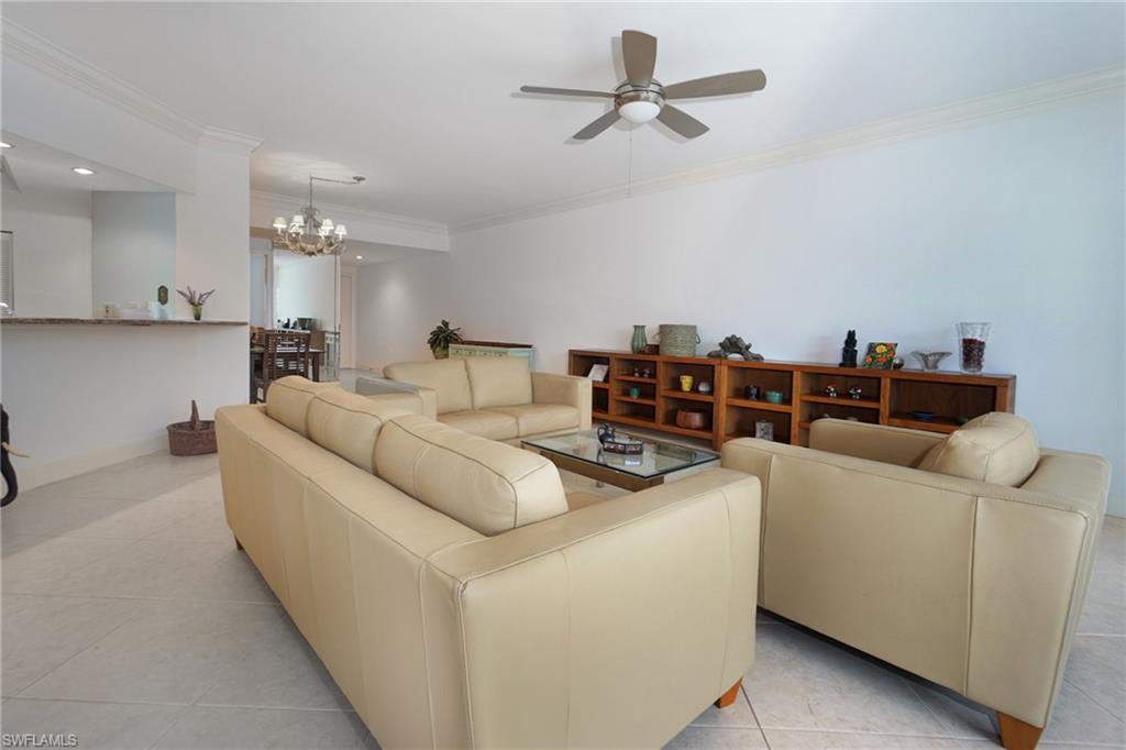 5895 Chanteclair Dr 118 Property Photo 3