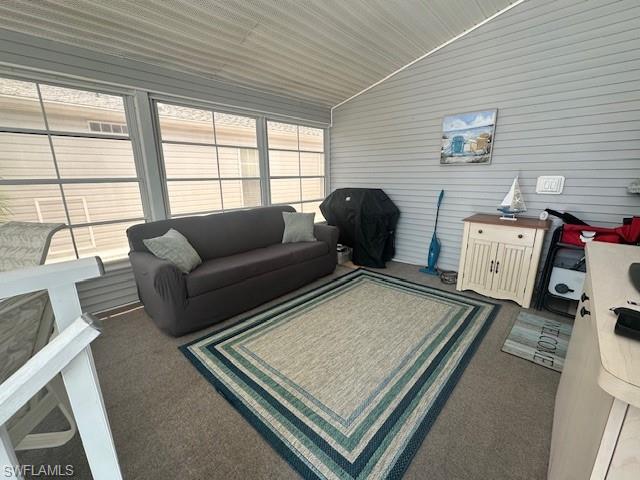 1453 Diamond Lake Cir Property Photo 2
