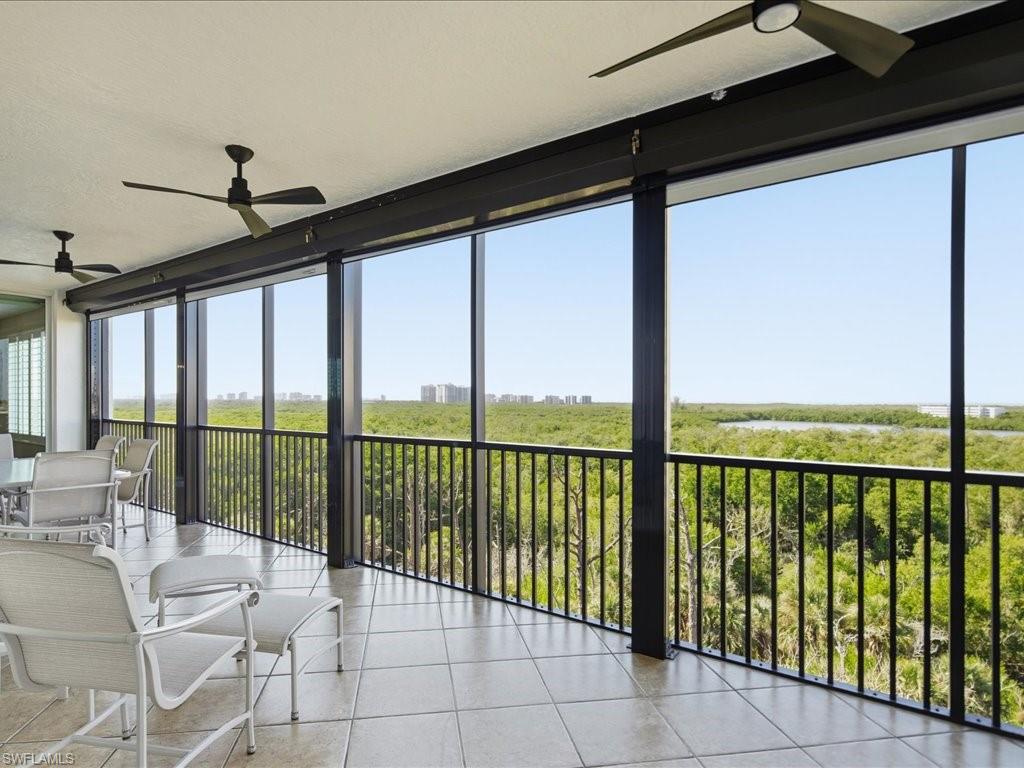 445 Cove Tower Dr 704 Property Photo 7