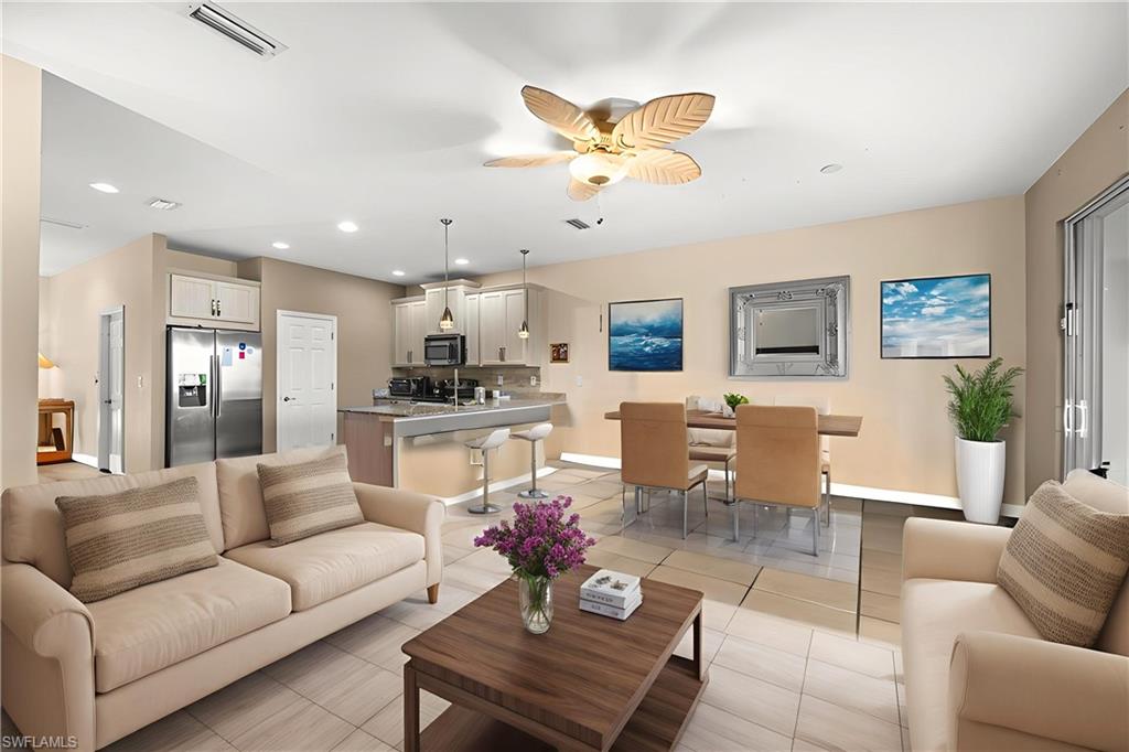 10820 Alvara Way Property Photo 3