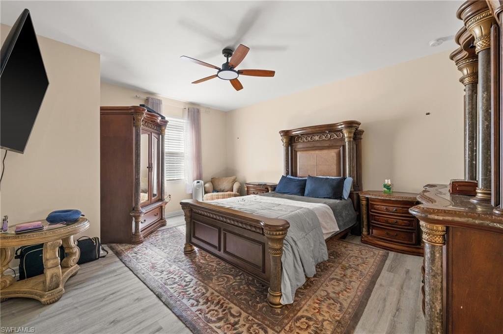 10820 Alvara Way Property Photo 14