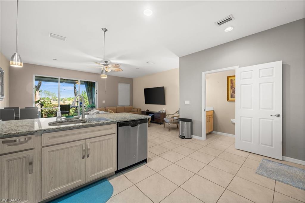 10820 Alvara Way Property Photo 25