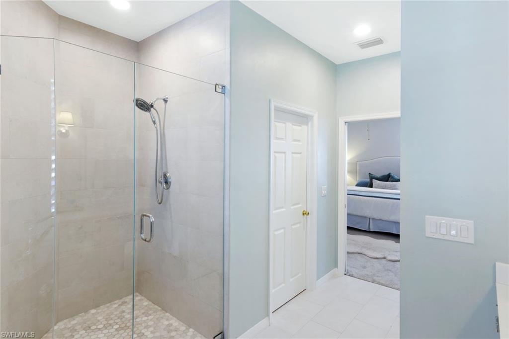 9261 Estero River Cir Property Photo 29