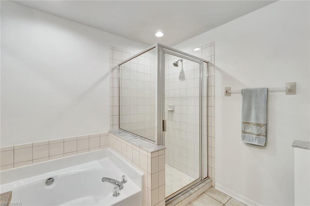 23054 Lone Oak Dr 102 Property Photo 13