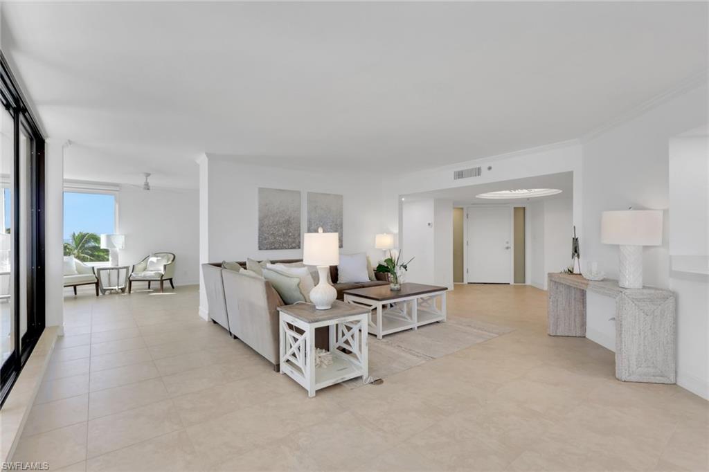 4251 Gulf Shore Blvd N 5b Property Photo 12