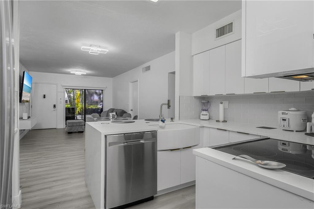 201 S Collier Blvd # 102 Property Photo 10