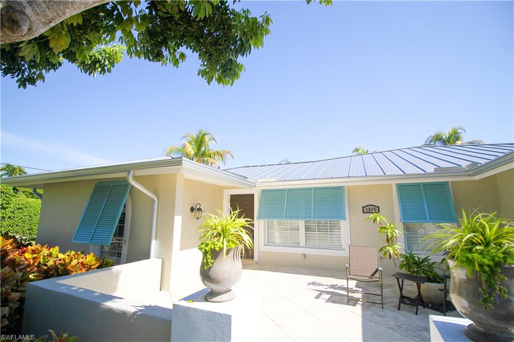 1645 Mullet Ct Property Photo 2