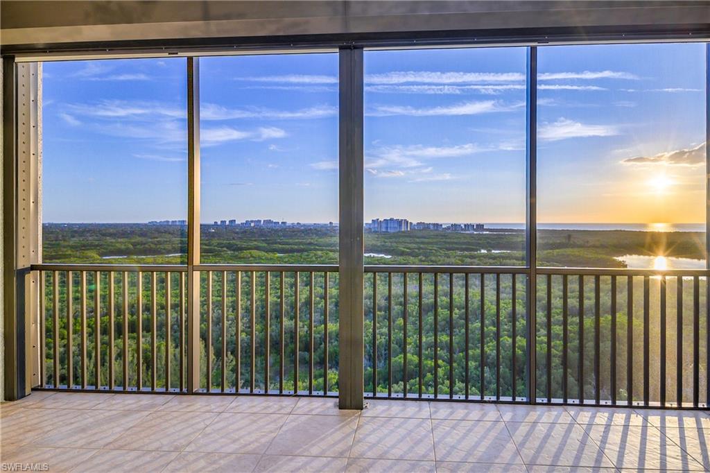 455 Cove Tower Dr Ph 1802 Property Photo 26