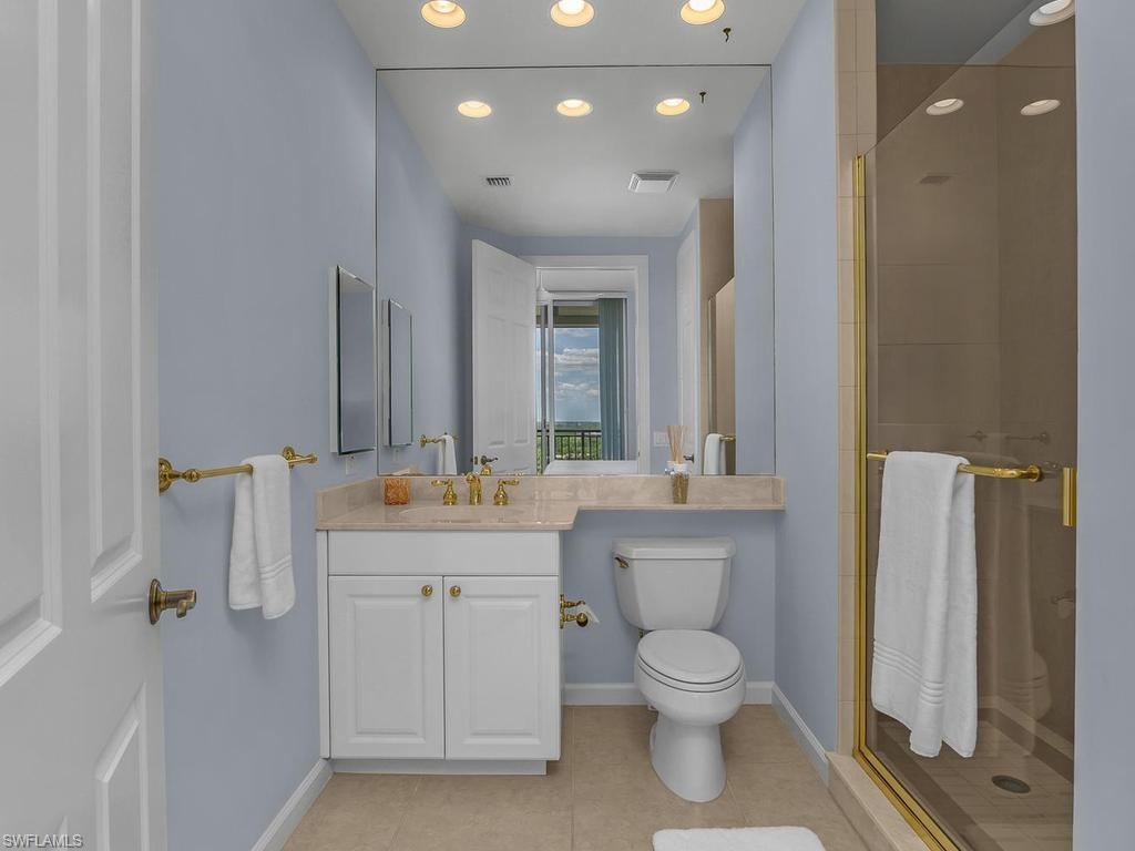 455 Cove Tower Dr Ph 1802 Property Photo 33