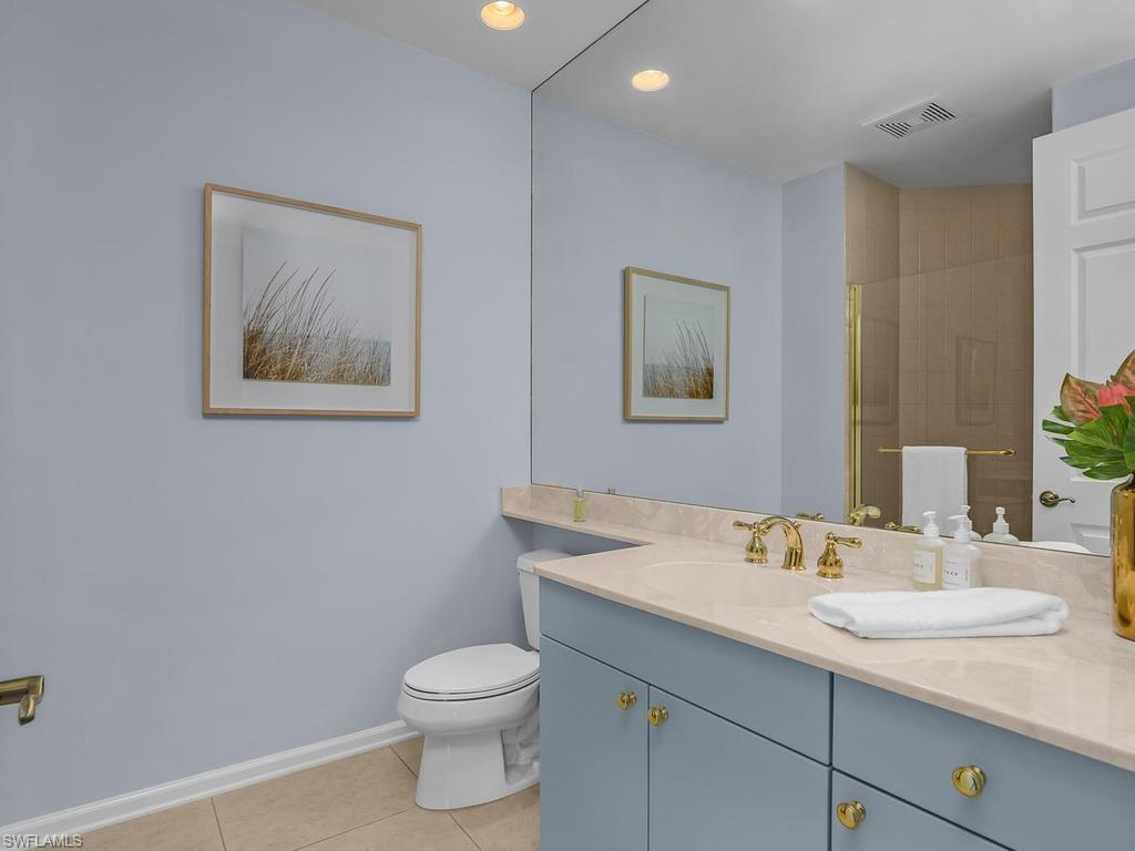 455 Cove Tower Dr Ph 1802 Property Photo 40