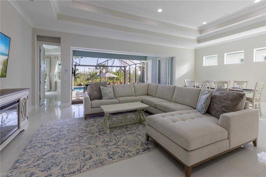 8982 Gustavia Ct Property Photo 4