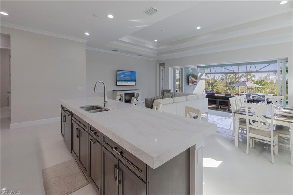 8982 Gustavia Ct Property Photo 11