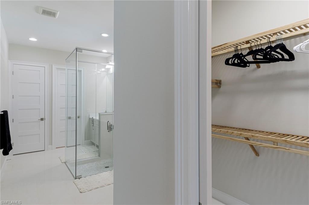 8982 Gustavia Ct Property Photo 14
