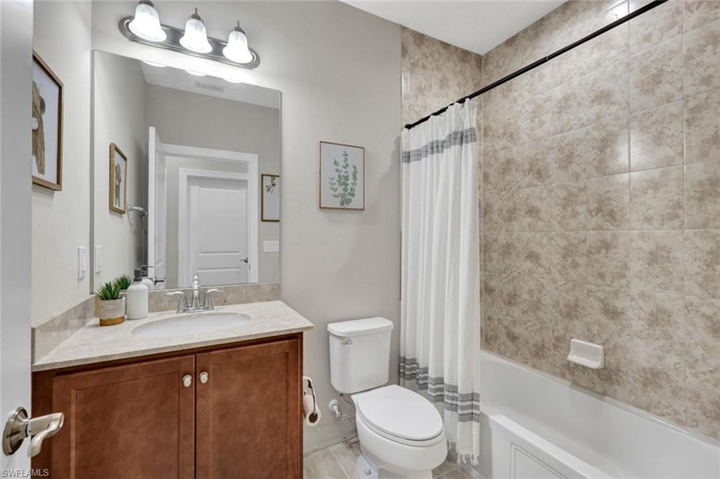 1439 Santiago Cir 2101 Property Photo 15