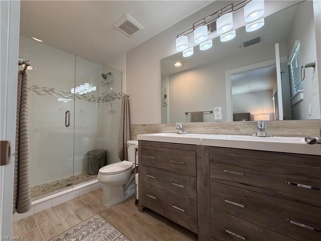 1727 Danford St Property Photo 14