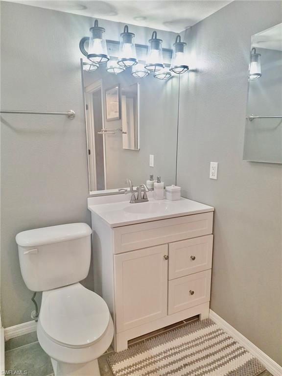 7104 Nantucket Cir 2 Property Photo 12