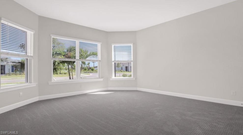 26909 Victoria Pl Property Photo 18