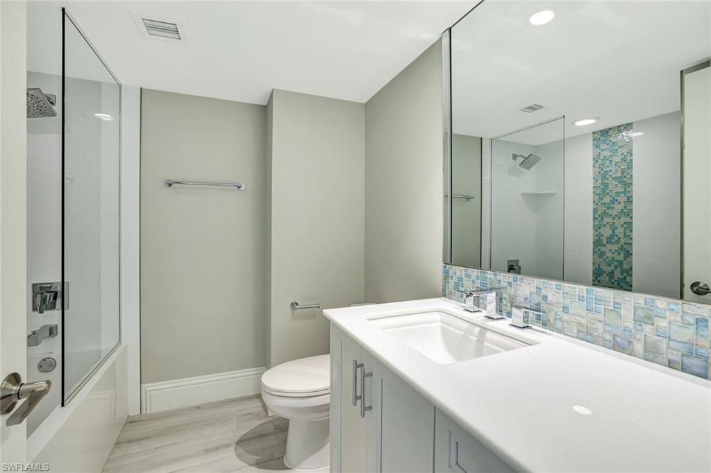 4401 Gulf Shore Blvd N C205 Property Photo 17
