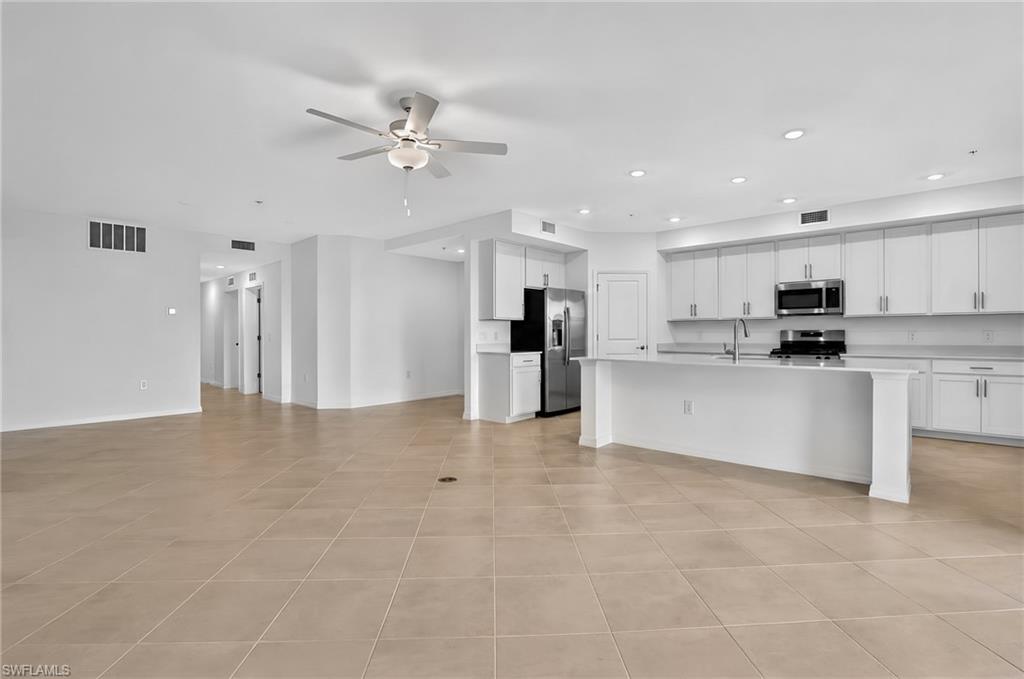 15888 Green Acres Ave 4212 Property Photo 15