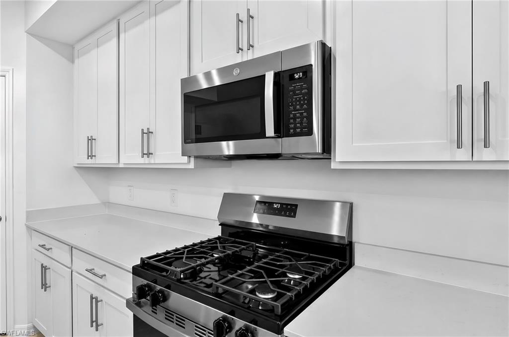 15888 Green Acres Ave 4212 Property Photo 16