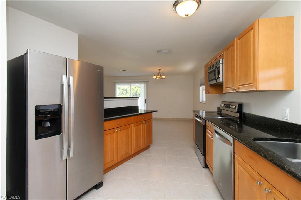 615 108th AVE N Property Photo 1