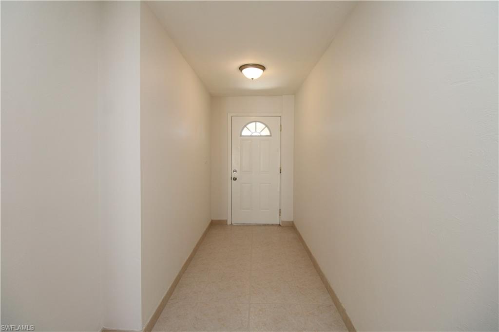 615 108th Ave N Property Photo 3