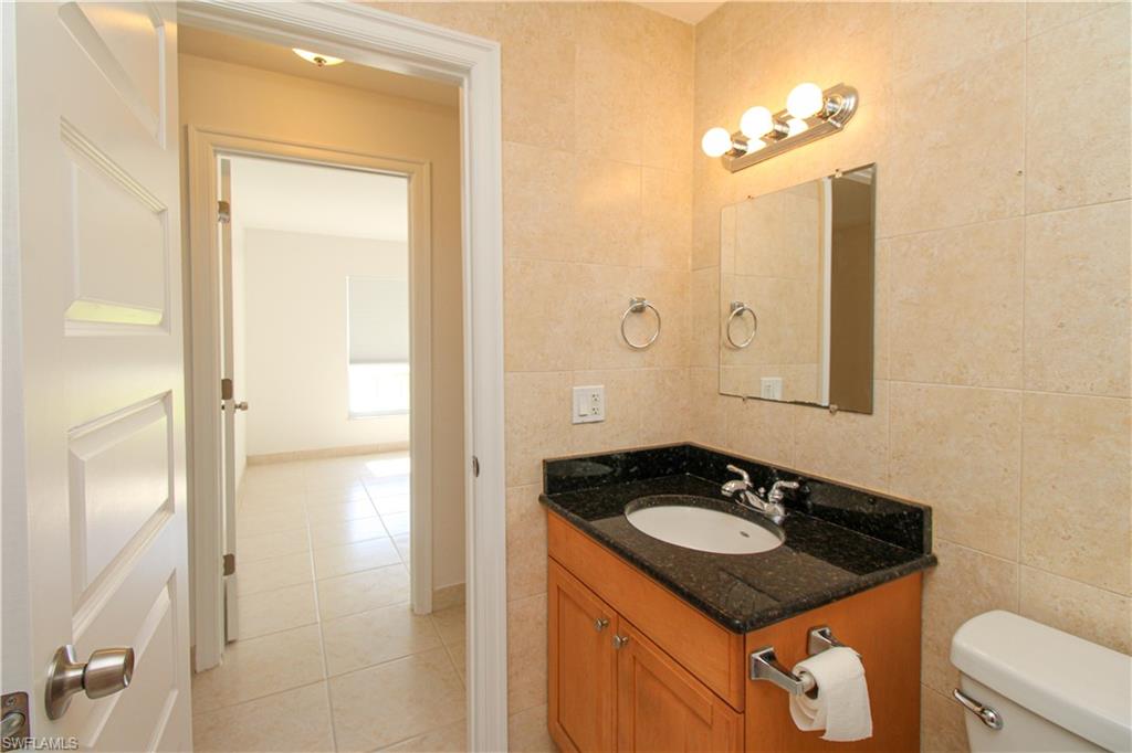 615 108th Ave N Property Photo 10