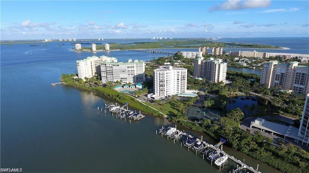 4142 Bay Beach Ln 1002 Property Photo 3