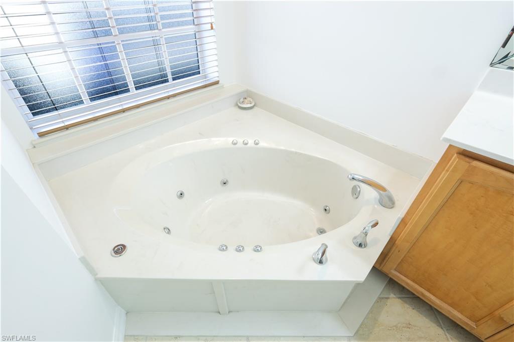 27160 Flamingo Dr Property Photo 25