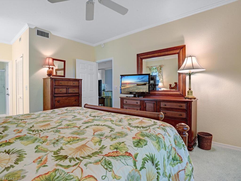 7095 Barrington Cir 6-102 Property Photo 20