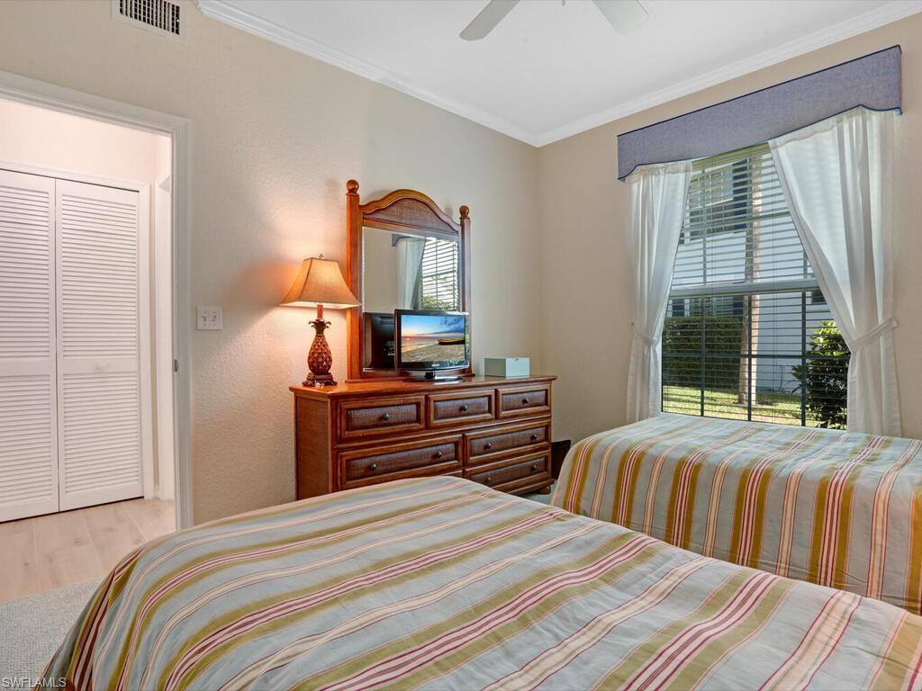 7095 Barrington Cir 6-102 Property Photo 25