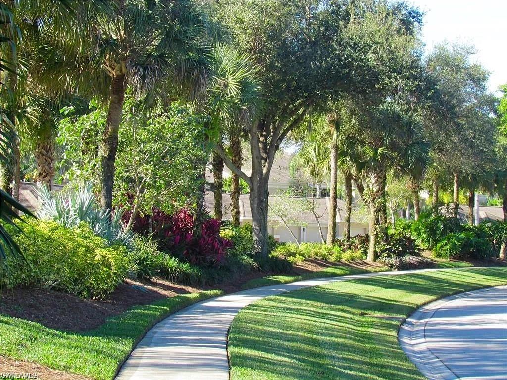 8505 Naples Heritage Dr 146 Property Photo 32