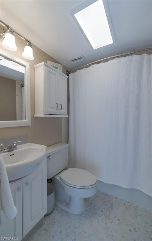 5 Bluebill Ave 305 + 405 Property Photo 16