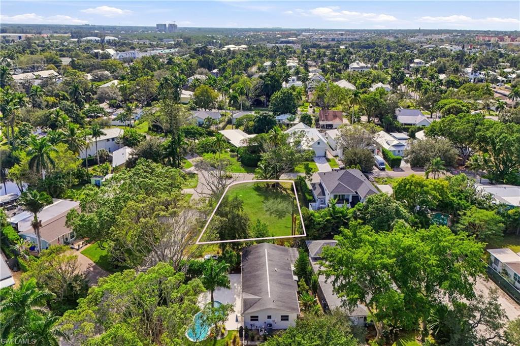 1165 8th Ter N Property Photo 8