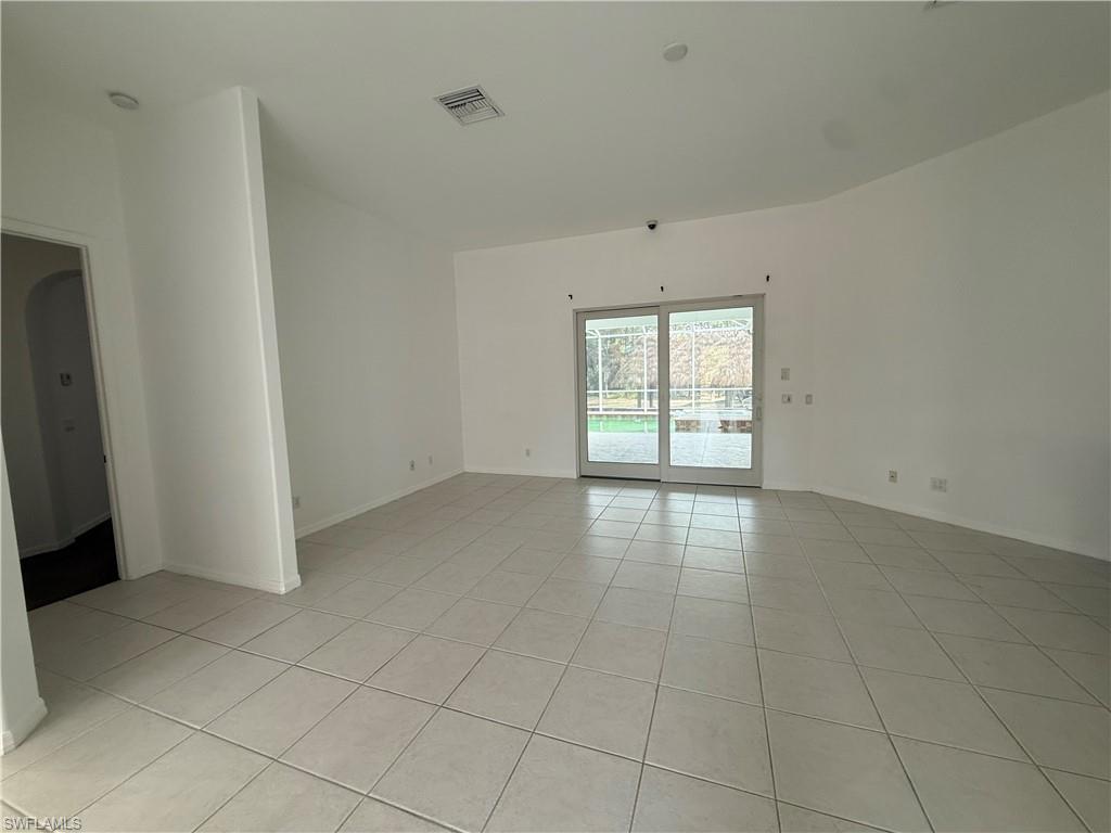 570 31st St Nw Property Photo 31