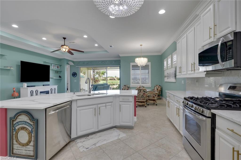 9205 Campanile Cir Property Photo 7