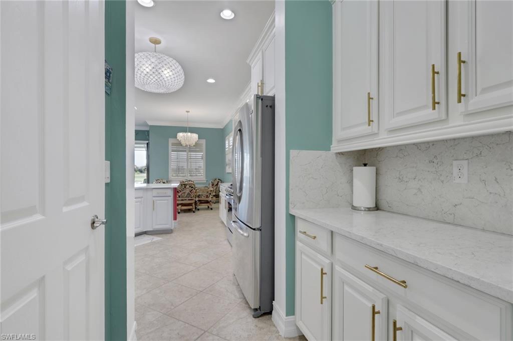 9205 Campanile Cir Property Photo 8