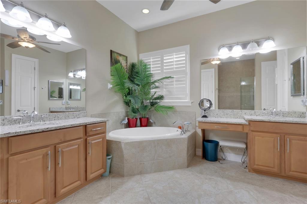 9205 Campanile Cir Property Photo 20