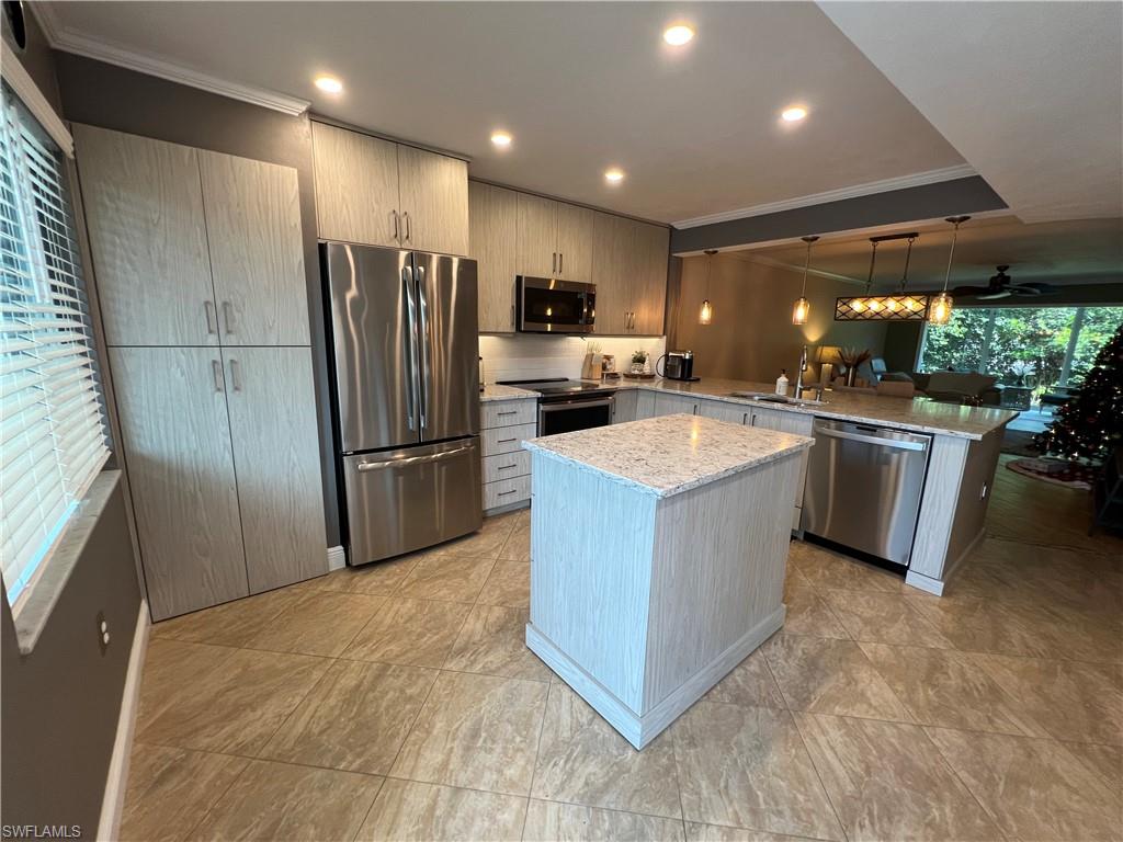 3051 Sandpiper Bay CIR I102 Property Photo 1