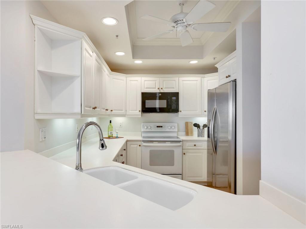 1001 Arbor Lake Dr 1007 Property Photo 12
