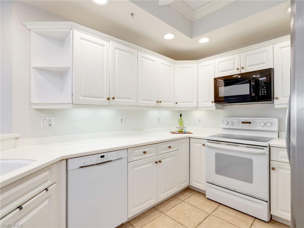 1001 Arbor Lake Dr 1007 Property Photo 14