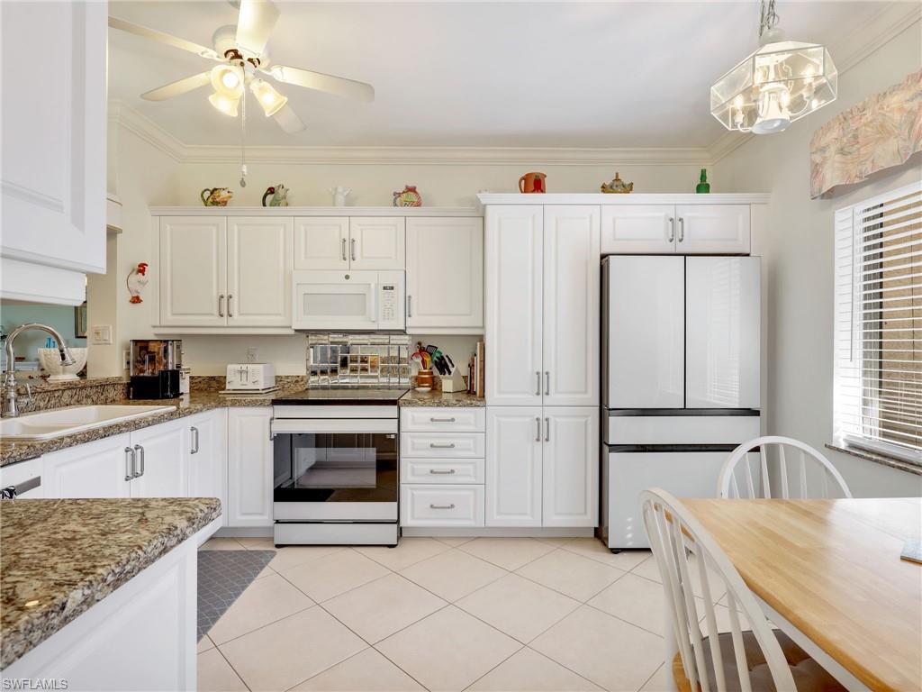 725 Saratoga Cir A101 Property Photo 7